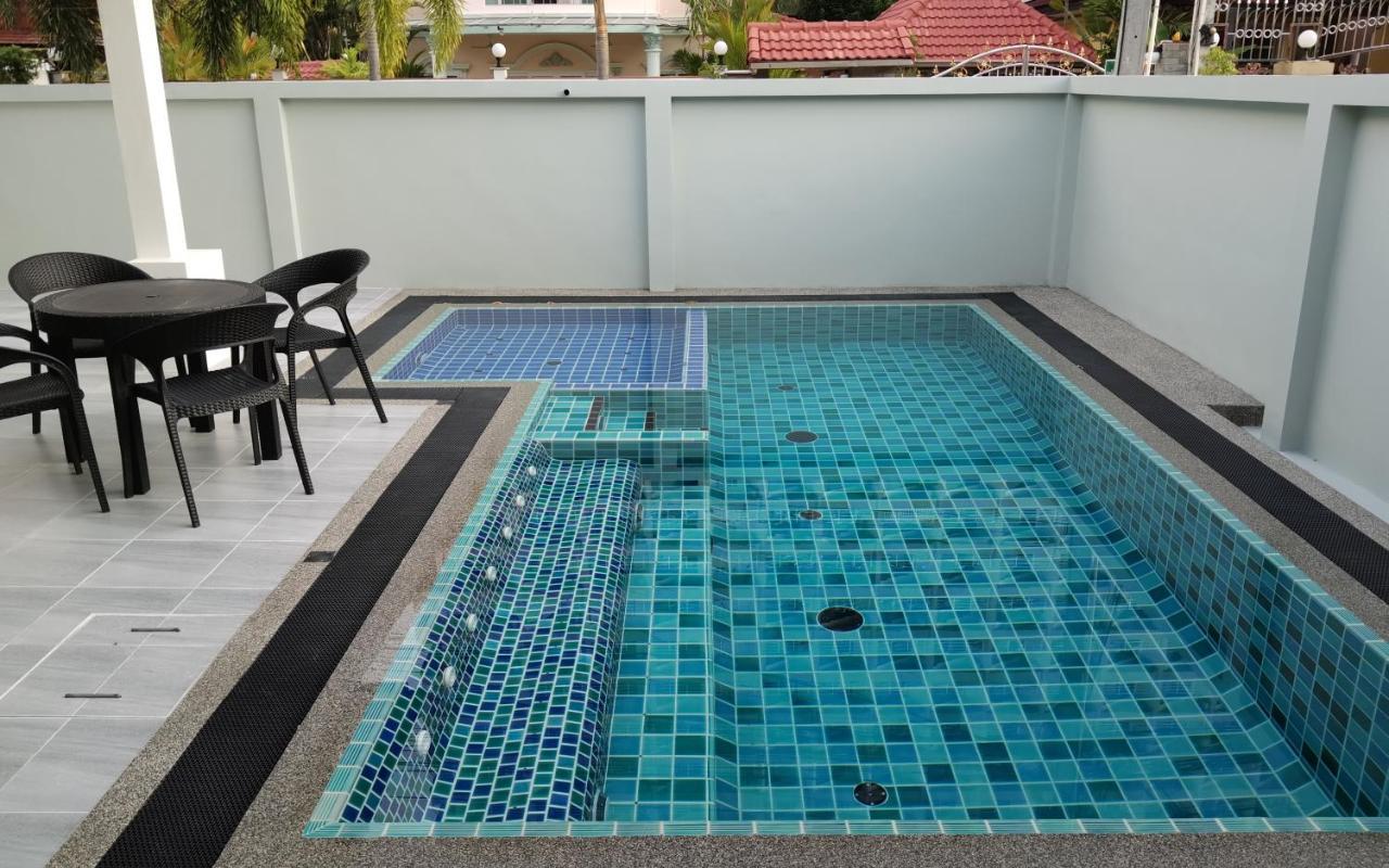 Private Pool Villa With Jacuzzi At Royal Park Village - Walk To The Beach - 6 People - Max 3 Males (Adults Only) 乔木提恩海滩 外观 照片