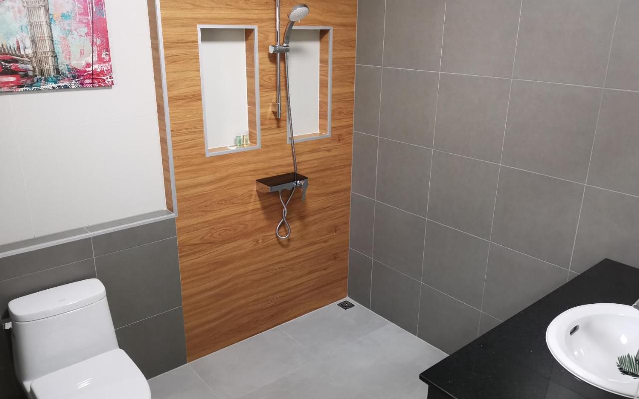 Private Pool Villa With Jacuzzi At Royal Park Village - Walk To The Beach - 6 People - Max 3 Males (Adults Only) 乔木提恩海滩 外观 照片