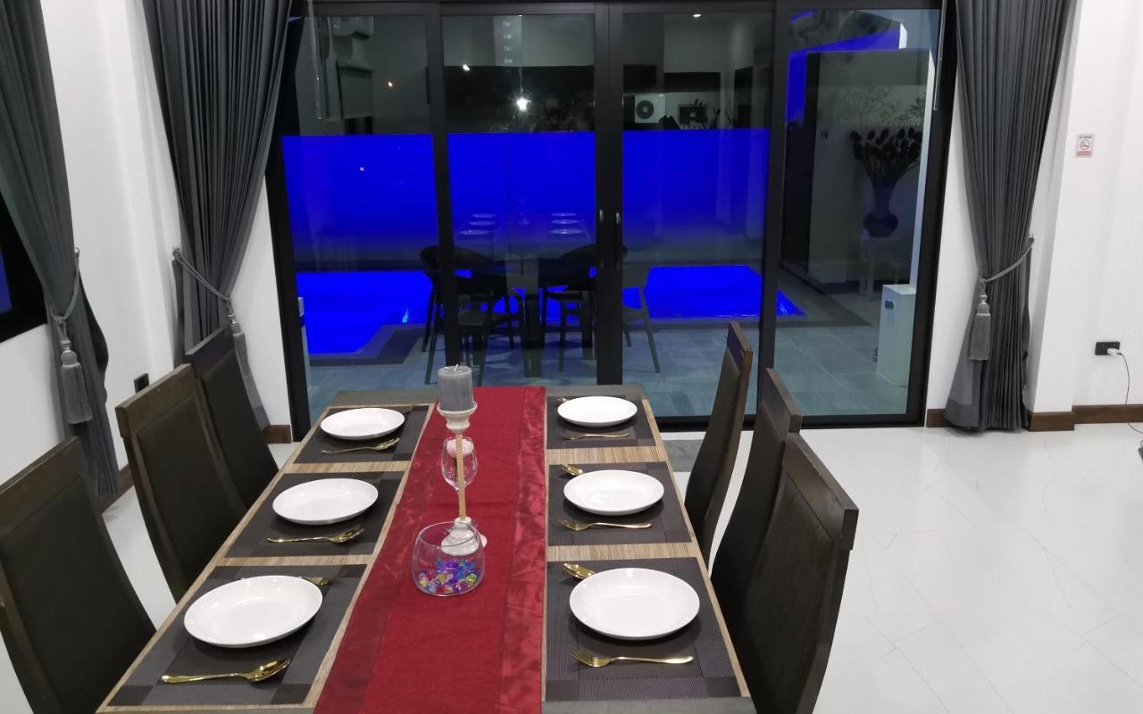 Private Pool Villa With Jacuzzi At Royal Park Village - Walk To The Beach - 6 People - Max 3 Males (Adults Only) 乔木提恩海滩 外观 照片